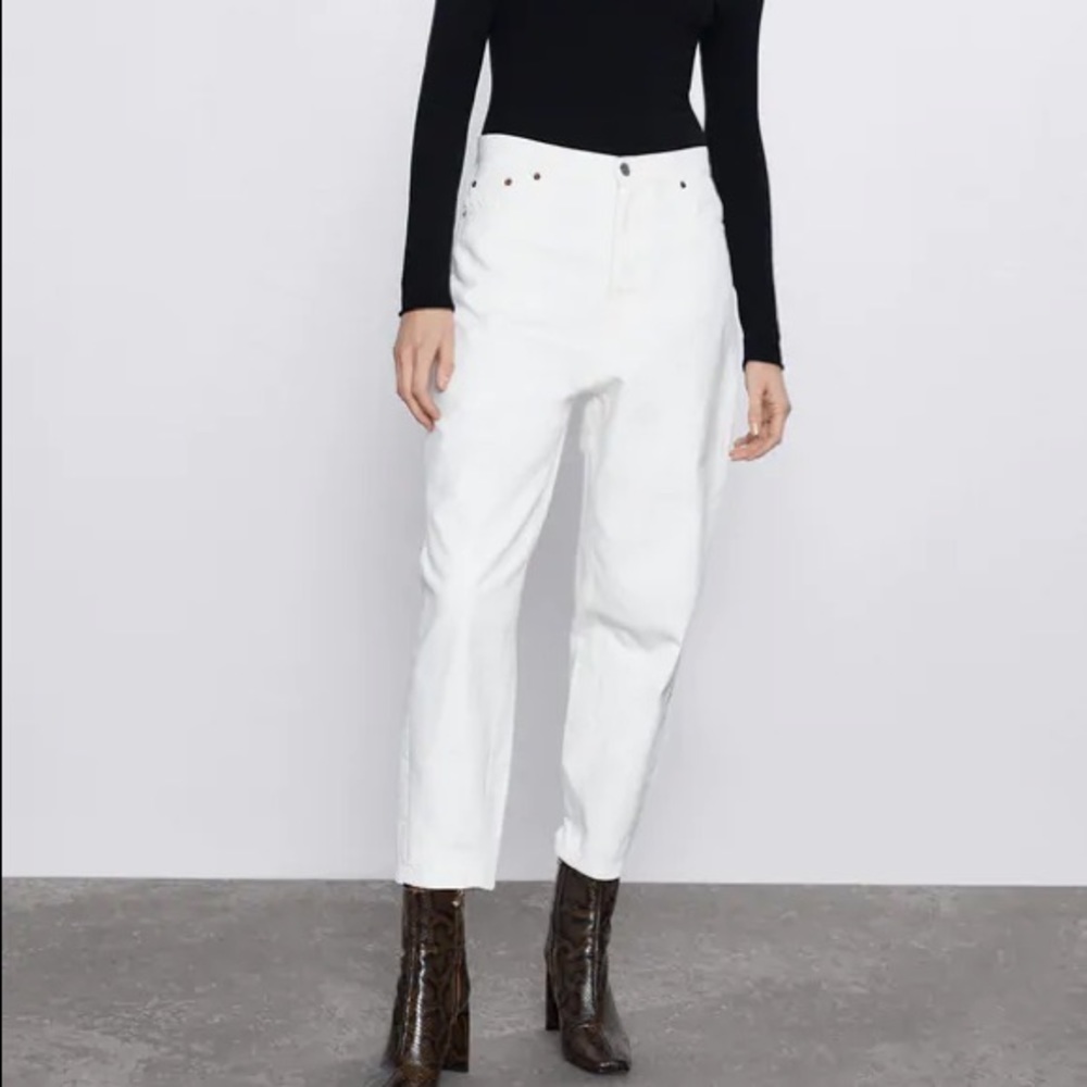 Zara white barrel Leg Jeans